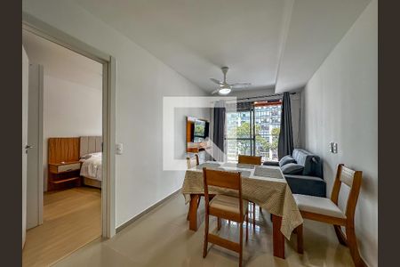 Sala/cozinha de apartamento à venda com 1 quarto, 38m² em Centro, Rio de Janeiro