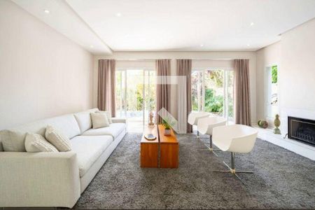 Casa à venda com 4 quartos, 278m² em Residencial Tres (Alphaville), Santana de Parnaíba