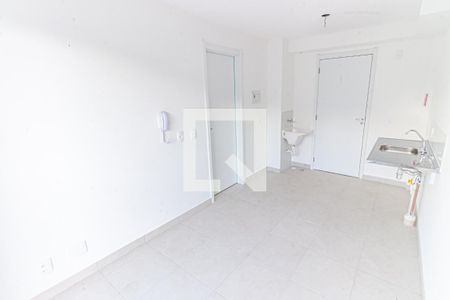 Sala/Cozinha de apartamento para alugar com 1 quarto, 28m² em Brás, São Paulo