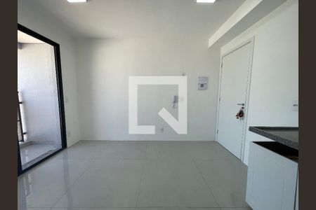 Sala/Cozinha de apartamento para alugar com 2 quartos, 37m² em Vila Sonia, São Paulo
