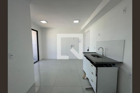 Sala/Cozinha de apartamento para alugar com 2 quartos, 37m² em Vila Sonia, São Paulo