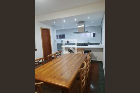 Casa à venda com 3 quartos, 300m² em Planalto Paulista, São Paulo