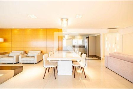 Apartamento à venda com 3 quartos, 212m² em Alphaville Industrial, Barueri