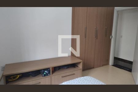 Casa à venda com 3 quartos, 209m² em Vila Monumento, São Paulo