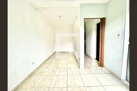 Foto 15 de casa à venda com 3 quartos, 125m² em Jardim Teresa, São Paulo