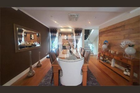 Casa à venda com 5 quartos, 374m² em Residencial Tres (Alphaville), Santana de Parnaíba