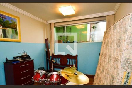 Casa para alugar com 5 quartos, 300m² em Sagrada Família, Belo Horizonte