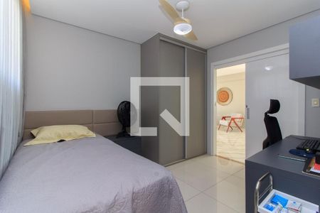 Foto 15 de apartamento para alugar com 4 quartos, 230m² em Colégio Batista, Belo Horizonte
