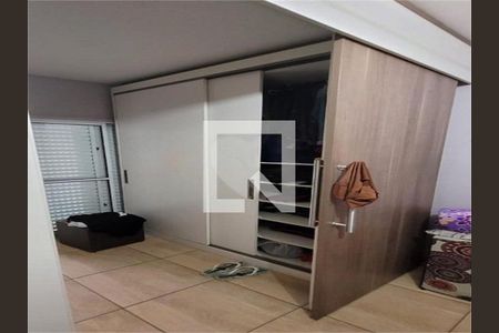 Casa à venda com 3 quartos, 105m² em Jardim Laone, São Paulo