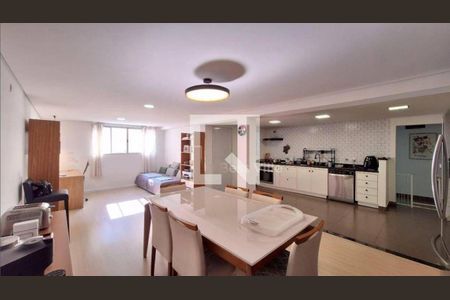 Casa à venda com 3 quartos, 300m² em Vila Anglo Brasileira, São Paulo