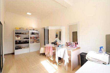 Casa à venda com 3 quartos, 300m² em Vila Anglo Brasileira, São Paulo