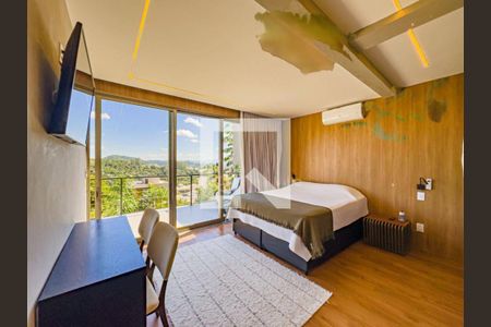 Casa à venda com 2 quartos, 300m² em Colinas da Anhanguera, Santana de Parnaíba