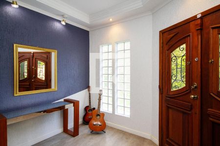 Hall de entrada de casa de condomínio para alugar com 5 quartos, 420m² em Jardim São Vicente , Cotia