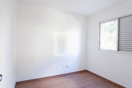 quarto 1 de apartamento à venda com 4 quartos, 144m² em Buritis, Belo Horizonte