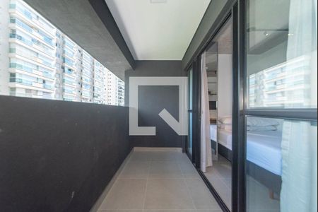 Varanda de kitnet/studio para alugar com 1 quarto, 25m² em Cidade Monções, São Paulo