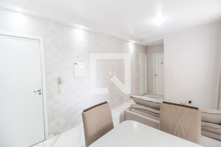 Sala  de apartamento para alugar com 2 quartos, 53m² em Jardim Tupanci, Barueri