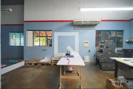 Sala/Quarto de casa à venda com 1 quarto, 170m² em Campina, São Leopoldo