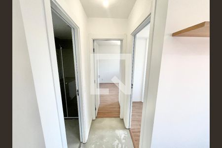 Corredor de apartamento para alugar com 2 quartos, 38m² em Santana, São Paulo