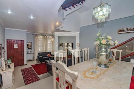 Sala de casa para alugar com 7 quartos, 450m² em Jardim Lindóia, Porto Alegre