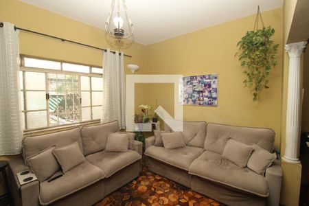 Sala de casa à venda com 4 quartos, 160m² em Cambuci, São Paulo