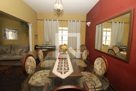 Sala de casa à venda com 4 quartos, 160m² em Cambuci, São Paulo