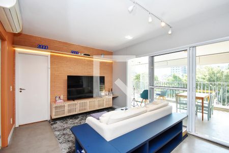 Sala de estar de apartamento à venda com 2 quartos, 97m² em Pinheiros, São Paulo