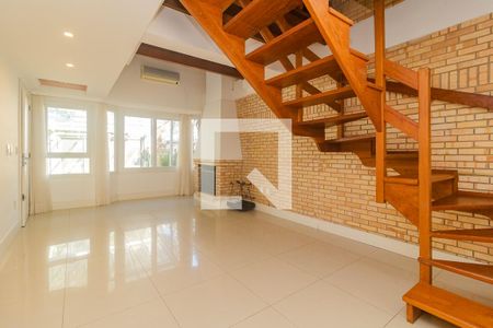 Sala de casa para alugar com 3 quartos, 210m² em Tristeza, Porto Alegre