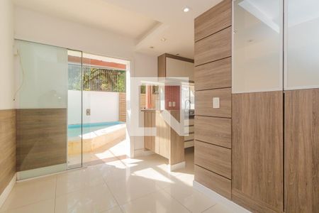 Sala de jantar de casa para alugar com 3 quartos, 210m² em Tristeza, Porto Alegre