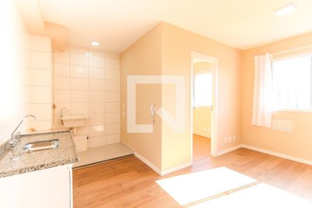 Sala/Cozinha de apartamento à venda com 2 quartos, 36m² em Cidade Nova São Miguel, São Paulo