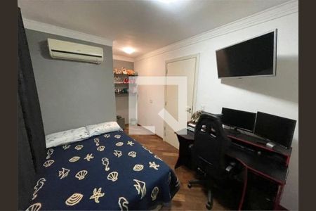 Quarto de casa à venda com 4 quartos, 300m² em Vila Mariza Mazzei, São Paulo