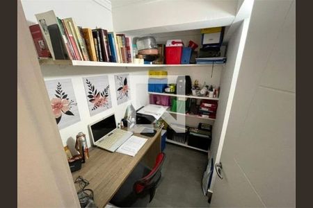 Quarto de casa à venda com 4 quartos, 300m² em Vila Mariza Mazzei, São Paulo