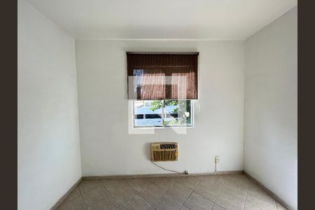 Quarto 1 de apartamento para alugar com 3 quartos, 71m² em Todos Os Santos, Rio de Janeiro