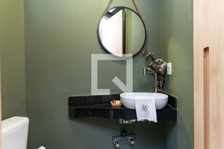 Lavabo de casa de condomínio para alugar com 2 quartos, 154m² em Vila Ipojuca, São Paulo