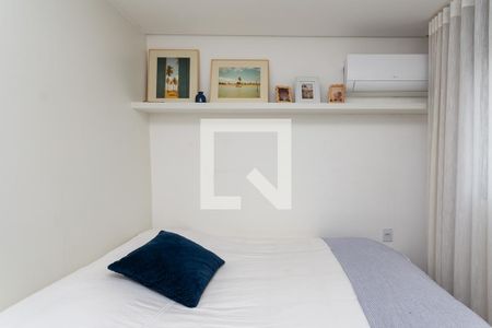 Suíte de casa de condomínio para alugar com 2 quartos, 154m² em Vila Ipojuca, São Paulo