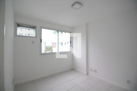 Quarto 1 de apartamento para alugar com 2 quartos, 78m² em Barra Olímpica, Rio de Janeiro