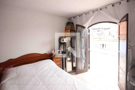 Casa à venda com 4 quartos, 100m² em Fazenda da Juta, São Paulo