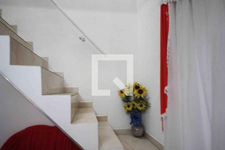 Casa à venda com 4 quartos, 100m² em Fazenda da Juta, São Paulo