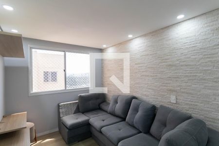 Sala e Cozinha de apartamento para alugar com 2 quartos, 41m² em Vila Silvia, São Paulo