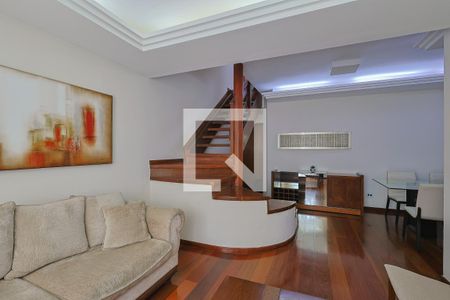 Apartamento à venda com 4 quartos, 211m² em Sagrada Família, Belo Horizonte