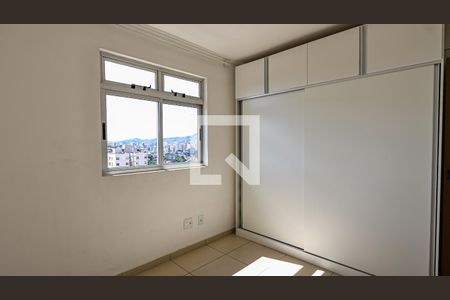Quarto Suíte de apartamento para alugar com 2 quartos, 60m² em Carlos Prates, Belo Horizonte