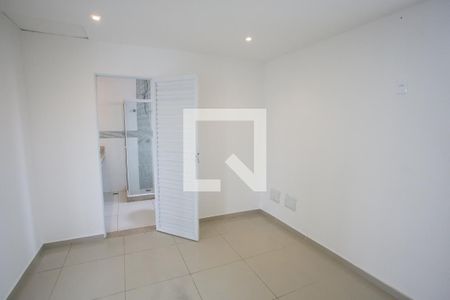 Quarto Suíte de casa para alugar com 2 quartos, 70m² em Tanque, Rio de Janeiro