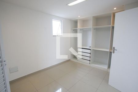 Quarto Suíte de casa para alugar com 2 quartos, 70m² em Tanque, Rio de Janeiro