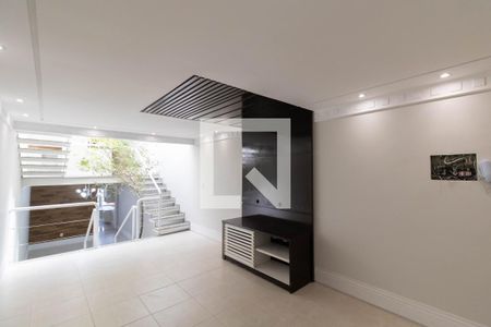 Sala de casa à venda com 3 quartos, 185m² em Vila Ré, São Paulo