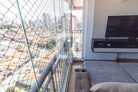 Sala/Varanda de apartamento para alugar com 2 quartos, 45m² em Vila Invernada, São Paulo