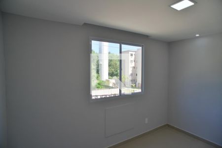 Quarto 1 de apartamento à venda com 2 quartos, 45m² em Itanhangá, Rio de Janeiro