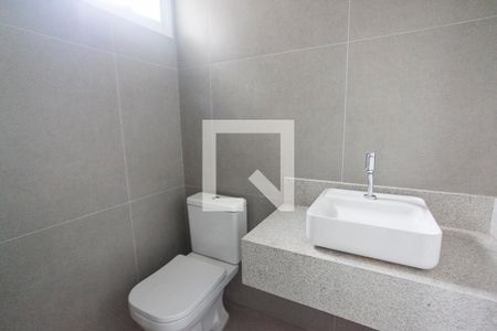 Lavabo de apartamento para alugar com 3 quartos, 94m² em Saraiva, Uberlândia