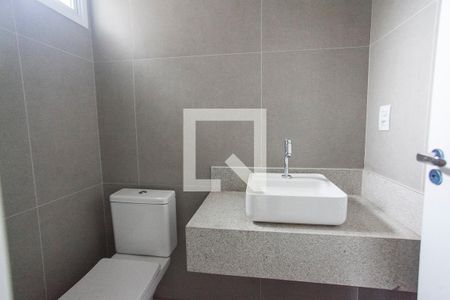 Lavabo de apartamento para alugar com 3 quartos, 94m² em Saraiva, Uberlândia