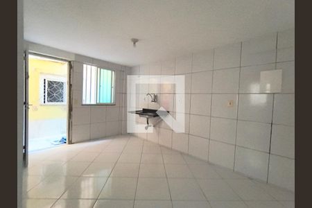 Sala/cozinha de casa para alugar com 1 quarto, 40m² em Curicica, Rio de Janeiro