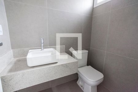 Lavabo de apartamento para alugar com 3 quartos, 94m² em Saraiva, Uberlândia