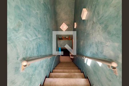 Cobertura - escada de acesso de apartamento para alugar com 2 quartos, 180m² em Copacabana, Rio de Janeiro